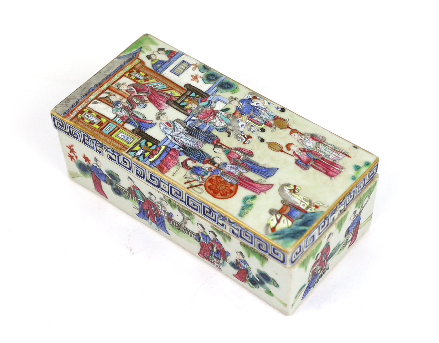 A Chinese famille rose pen box and cover, Daoguang period